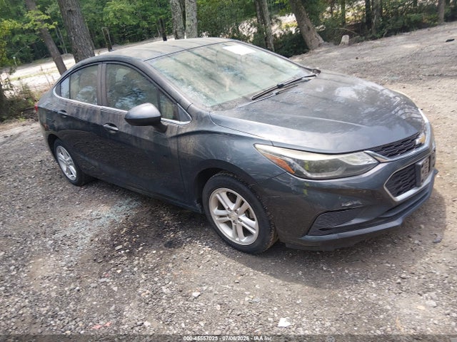 45557025 :رقم المزاد ، 1G1BE5SM4H7137896 vin ، 2017 Chevrolet Cruze Lt Auto مزاد بيع