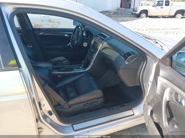 45557039 :رقم المزاد ، 19UUA66245A030275 vin ، 2005 Acura Tl مزاد بيع