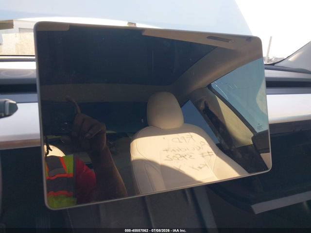 Продаж на аукціоні авто 2021 Tesla Model 3 Standard Range Plus Rear-wheel Drive, vin: 5YJ3E1EA2MF917325, номер лоту: 45557062