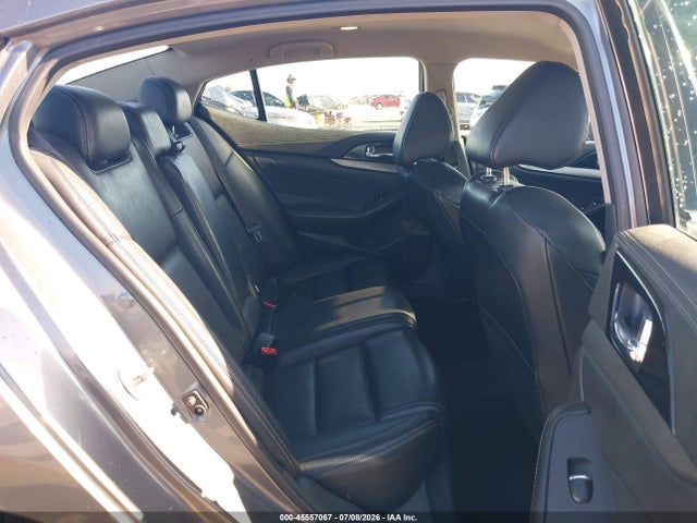 1N4AA6AP9JC387086 Nissan Maxima 3.5 Sv