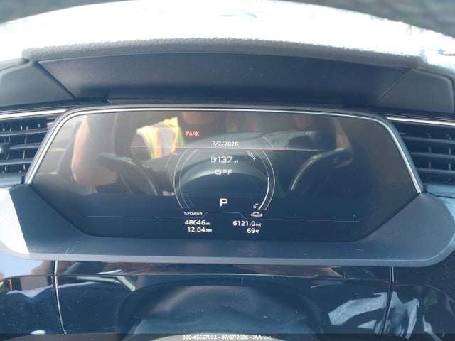 2022 Audi E-tron Chronos Quattro მანქანა იყიდება აუქციონზე, vin: WA1VABGEXNB040978, აუქციონის ნომერი: 45557093
