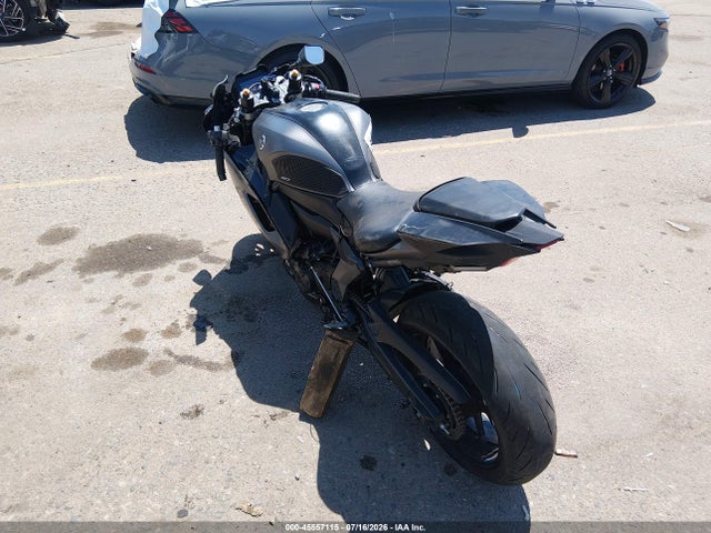 Yamaha Yzfr7 2024 JYARM38E6RA009253 Image 3