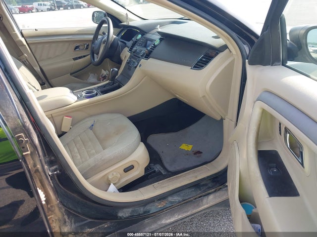 45557121 :رقم المزاد ، 1FAHP2D87JG120161 vin ، 2018 Ford Taurus Se مزاد بيع