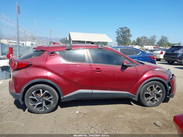 Toyota C-HR XLE 2018 NMTKHMBX0JR057802 Image 13