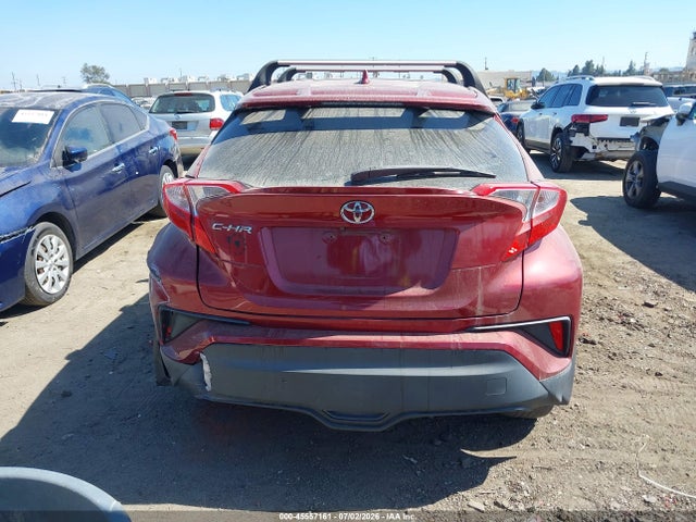 Toyota C-HR XLE 2018 NMTKHMBX0JR057802 Image 16