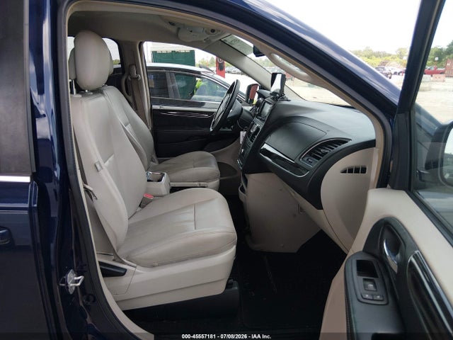 2016 Chrysler Town & Country Touring მანქანა იყიდება აუქციონზე, vin: 2C4RC1BG9GR254742, აუქციონის ნომერი: 45557181