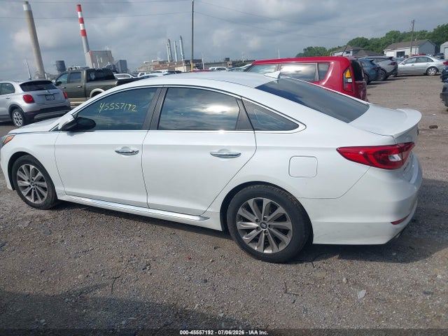 Auction sale of the 2015 Hyundai Sonata Sport, vin: 5NPE34AF7FH230136, lot number: 45557192