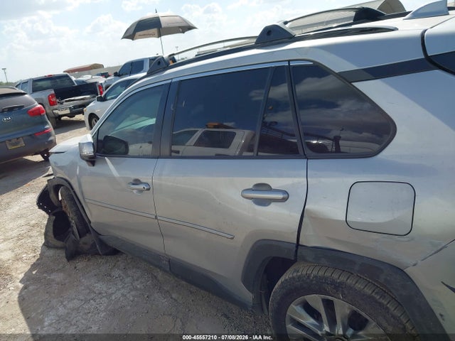 Продаж на аукціоні авто 2020 Toyota Rav4 Xle Premium, vin: 2T3C1RFV0LW096648, номер лоту: 45557210