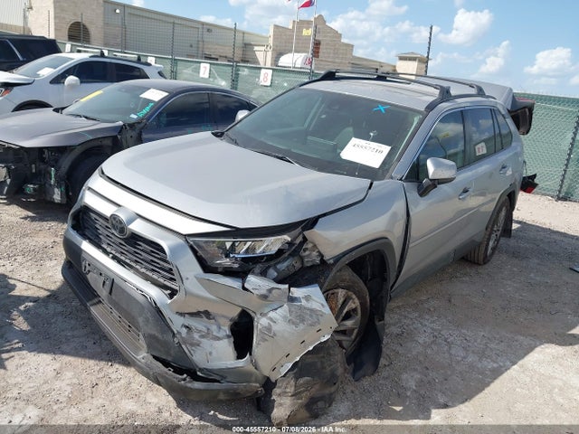 Продаж на аукціоні авто 2020 Toyota Rav4 Xle Premium, vin: 2T3C1RFV0LW096648, номер лоту: 45557210