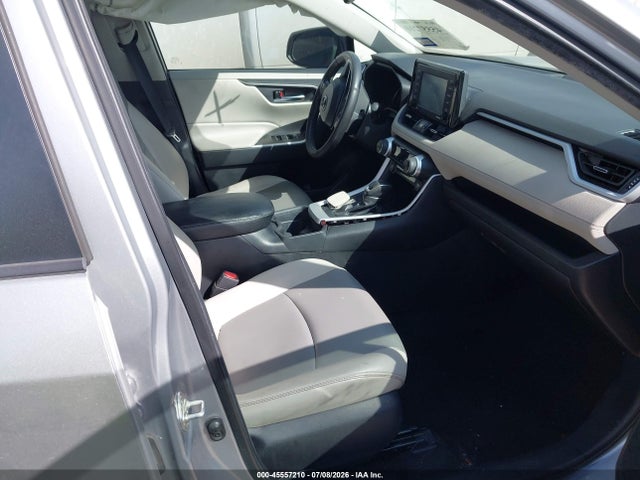 Продаж на аукціоні авто 2020 Toyota Rav4 Xle Premium, vin: 2T3C1RFV0LW096648, номер лоту: 45557210