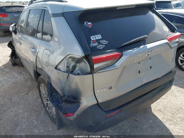 Продаж на аукціоні авто 2020 Toyota Rav4 Xle Premium, vin: 2T3C1RFV0LW096648, номер лоту: 45557210