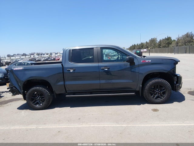 1GCPYCEF5KZ380697 Chevrolet Silverado 1500 Custom Trail Boss