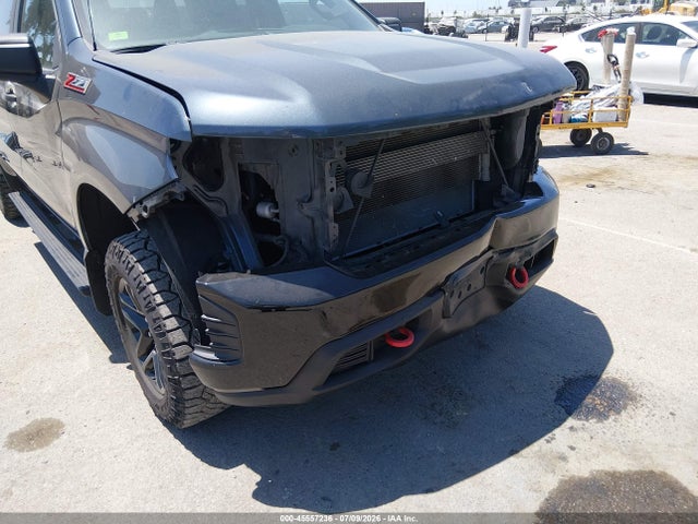 1GCPYCEF5KZ380697 Chevrolet Silverado 1500 Custom Trail Boss