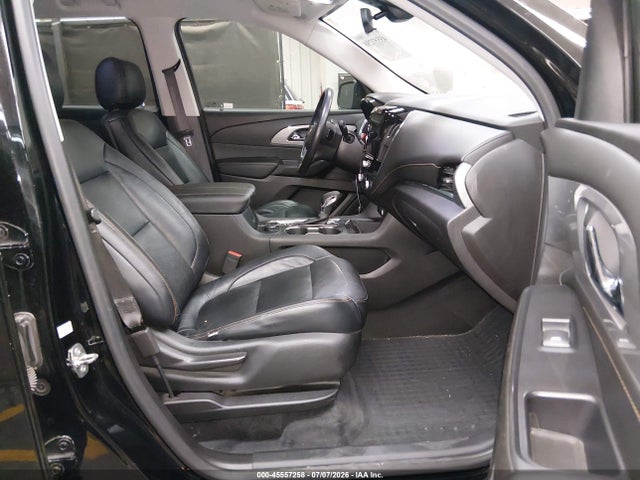 1GNERGKW8MJ166991 Chevrolet Traverse Fwd Lt Cloth