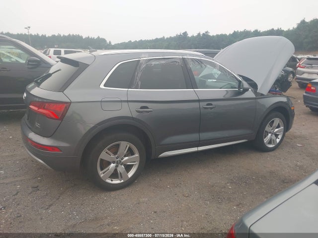 WA1BNAFY5J2088556 Audi Q5 2.0t Premium/2.0t Tech Premium