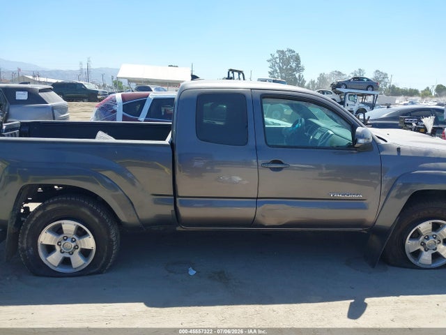 5TFTU4GN9FX067500 Toyota Tacoma Prerunner V6