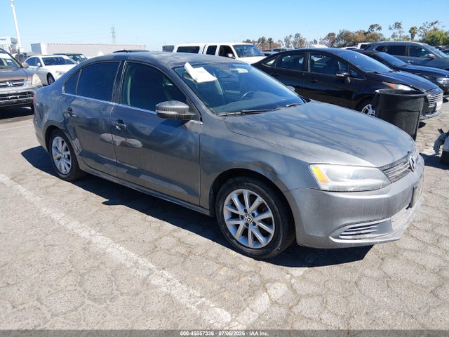45557336 :رقم المزاد ، 3VWD17AJ5EM329082 vin ، 2014 Volkswagen Jetta 1.8t Se مزاد بيع