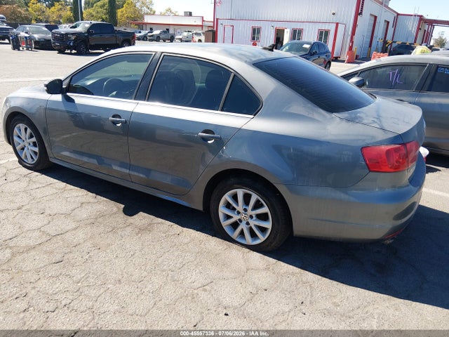 45557336 :رقم المزاد ، 3VWD17AJ5EM329082 vin ، 2014 Volkswagen Jetta 1.8t Se مزاد بيع