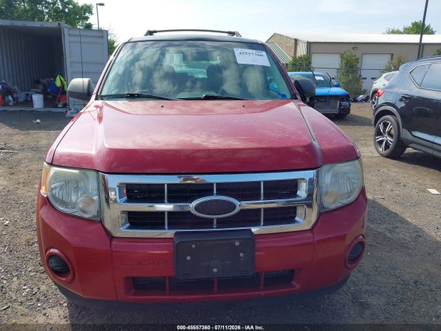 45557360 :رقم المزاد ، 1FMCU0C72AKD31173 vin ، 2010 Ford Escape Xls مزاد بيع