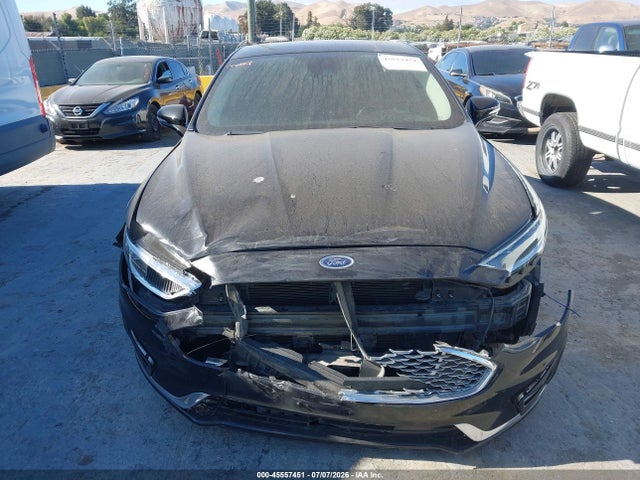 Ford Fusion Hybrid Titanium 2019 3FA6P0RU4KR261300 Image 12