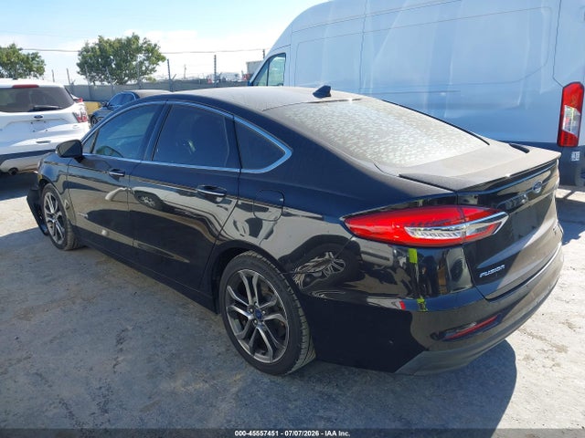 Ford Fusion Hybrid Titanium 2019 3FA6P0RU4KR261300 Image 3