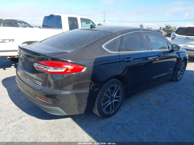 Ford Fusion Hybrid Titanium 2019 3FA6P0RU4KR261300 Image 4