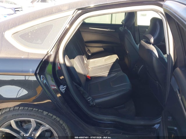 Ford Fusion Hybrid Titanium 2019 3FA6P0RU4KR261300 Image 8