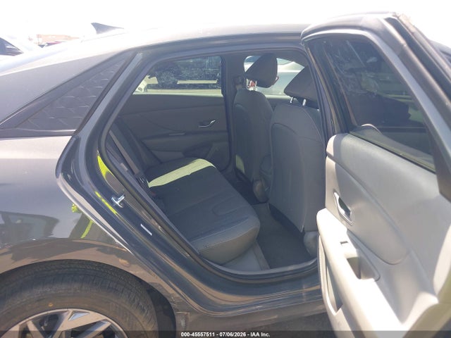 KMHLM4DG9RU839615 Hyundai ELANTRA SEL