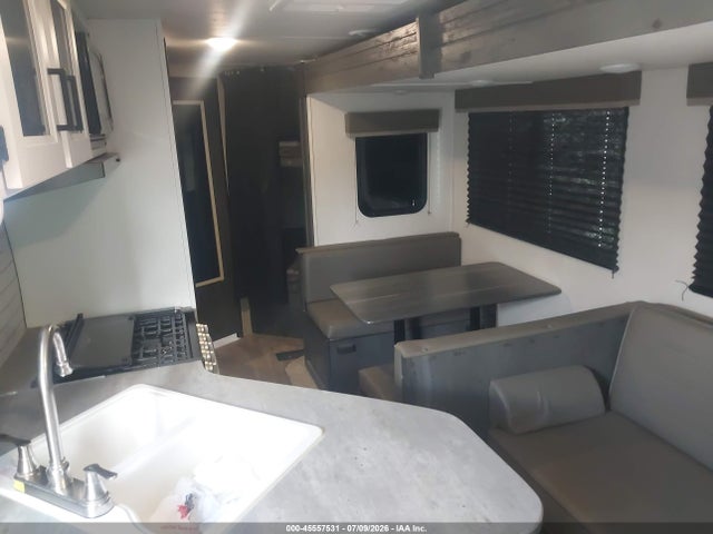 Продажа на аукционе авто 2022 Keystone Hideout, vin: 4YDTH1M22NN248961, номер лота: 45557531