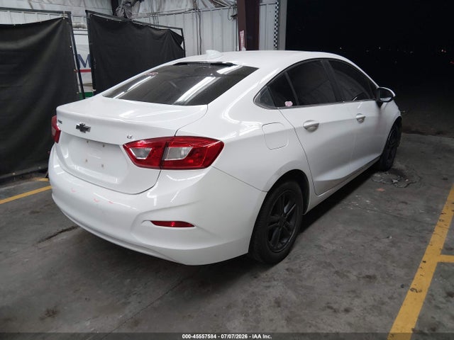 Chevrolet Cruze Lt Auto 2018 1G1BE5SMXJ7158046 Image 4