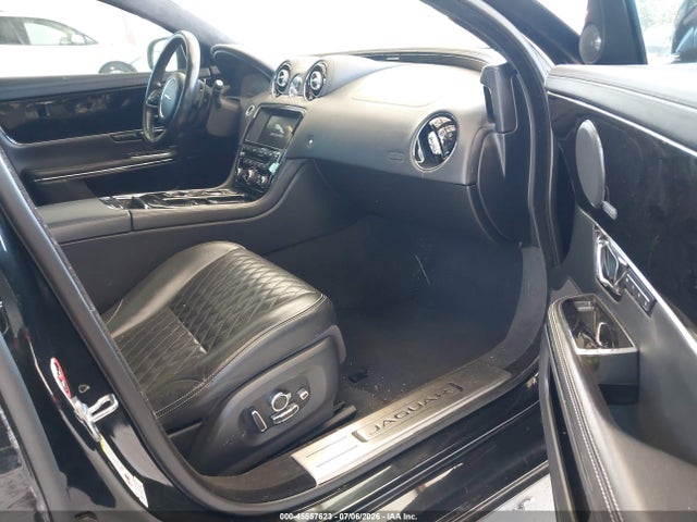 SAJWA2GE3GMW03033 Jaguar Xj Xjl Supercharged