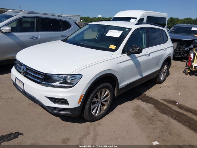 Продаж на аукціоні авто 2018 Volkswagen Tiguan 2.0t S, vin: 3VV1B7AX2JM111765, номер лоту: 45557636