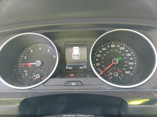 Продаж на аукціоні авто 2018 Volkswagen Tiguan 2.0t S, vin: 3VV1B7AX2JM111765, номер лоту: 45557636