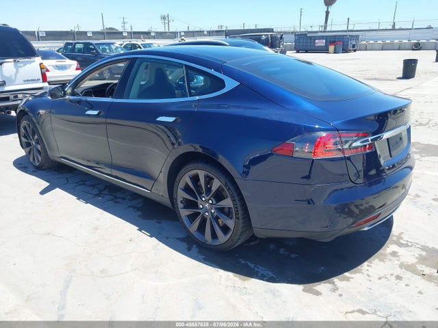 45557638 :رقم المزاد ، 5YJSA1CN8DFP28983 vin ، 2013 Tesla Model S مزاد بيع