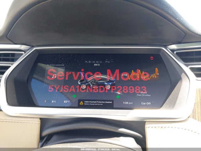 45557638 :رقم المزاد ، 5YJSA1CN8DFP28983 vin ، 2013 Tesla Model S مزاد بيع