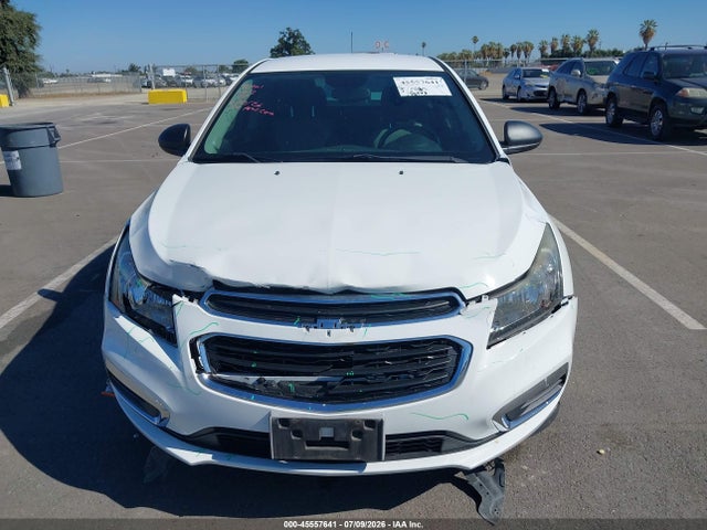 Chevrolet Cruze Ls Manual 2015 1G1PB5SG0F7102018 Image 13