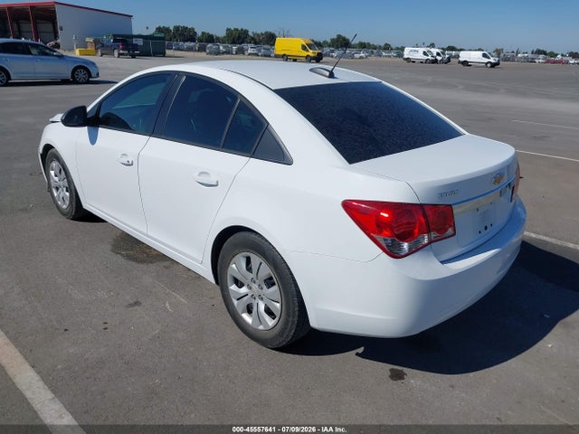 Chevrolet Cruze Ls Manual 2015 1G1PB5SG0F7102018 Image 3