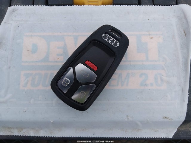 Audi Q7 3.0t Premium 2018 WA1VAAF76JD000800 Image 11