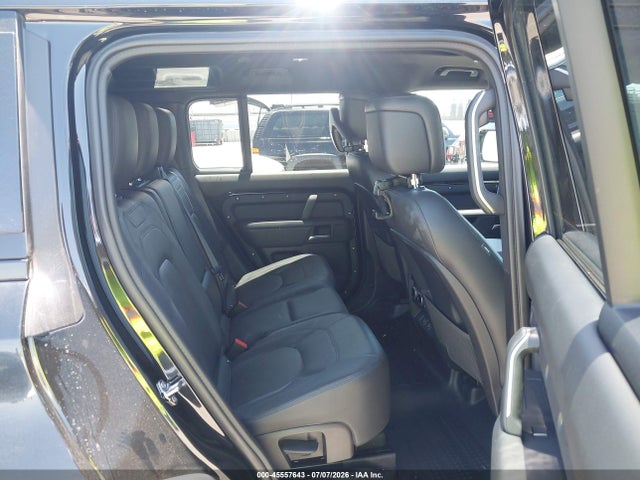 SALEJEEX2S2385695 Land Rover Defender 110 P300