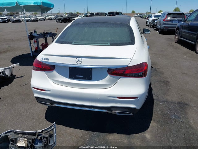Mercedes-Benz E 350 2021 W1KZF8DB4MA975025 Image 17