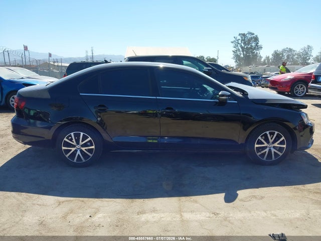 3VWDB7AJ8HM389827 Volkswagen Jetta 1.4t Se