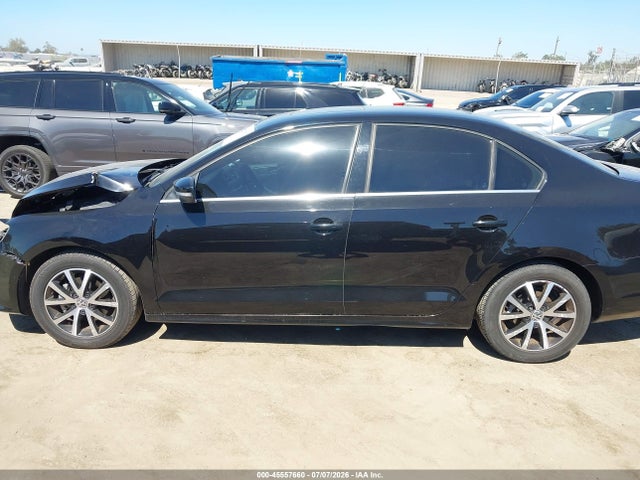 3VWDB7AJ8HM389827 Volkswagen Jetta 1.4t Se