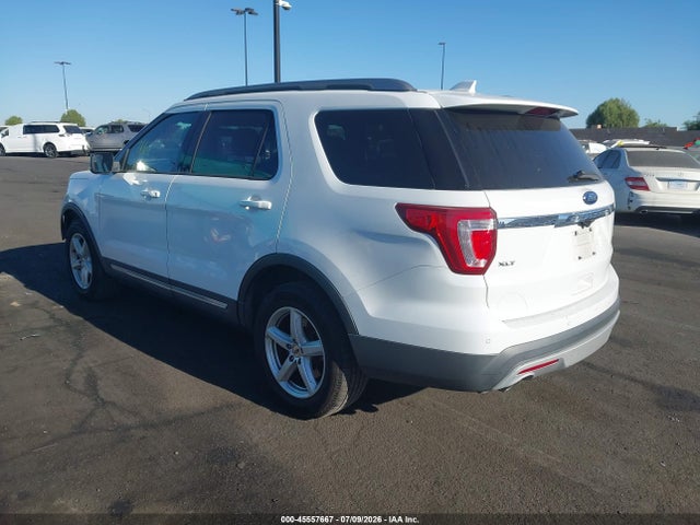 Ford EXPLORER XLT 2017 1FM5K8D80HGE00637 Image 3