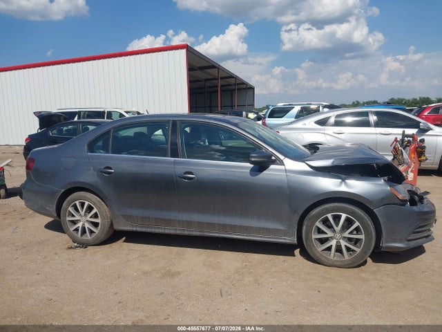 2017 Volkswagen Jetta 1.4t Se მანქანა იყიდება აუქციონზე, vin: 3VWDB7AJ8HM366175, აუქციონის ნომერი: 45557677