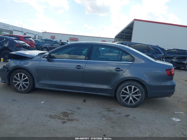 2017 Volkswagen Jetta 1.4t Se მანქანა იყიდება აუქციონზე, vin: 3VWDB7AJ8HM366175, აუქციონის ნომერი: 45557677