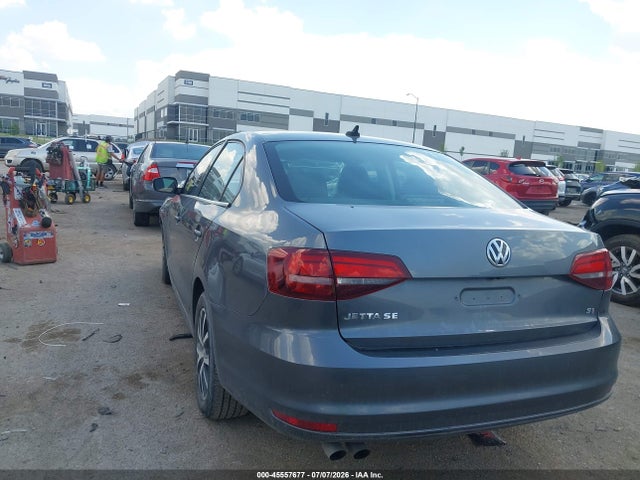 2017 Volkswagen Jetta 1.4t Se მანქანა იყიდება აუქციონზე, vin: 3VWDB7AJ8HM366175, აუქციონის ნომერი: 45557677