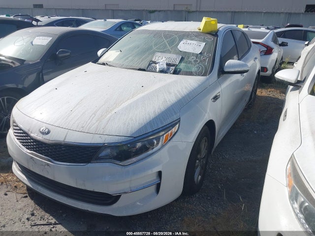 KIA Optima Lx 2018 5XXGT4L32JG229332 Image 2