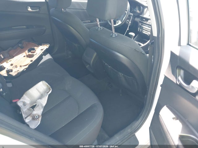 KIA Optima Lx 2018 5XXGT4L32JG229332 Image 8