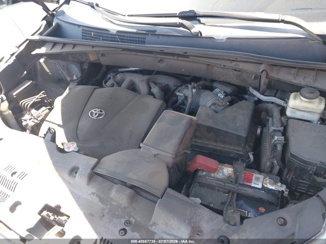 Toyota Highlander Le 2018 5TDZZRFH6JS256642 Image 10