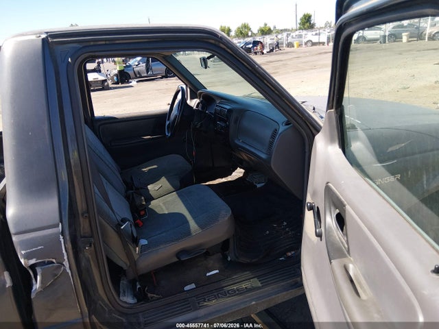 2001 Ford Ranger Edge მანქანა იყიდება აუქციონზე, vin: 1FTYR10E31TA52703, აუქციონის ნომერი: 45557741